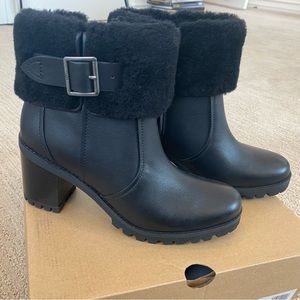 UGG Women’s Elisiana Fashion Boot